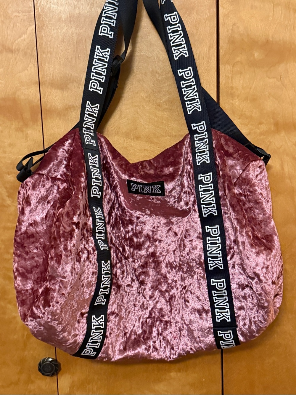 Victoria’s Secret Pink Dusty Pink Velvet Duffle Bag - Picture 6 of 11